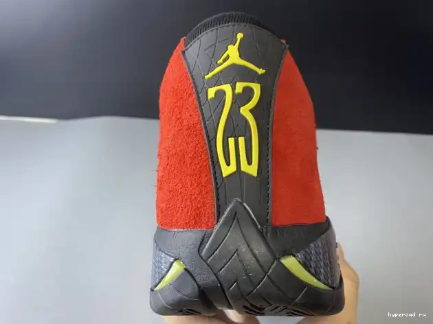 654459-670 Red Jordan Retro Challenge Air 14 0426